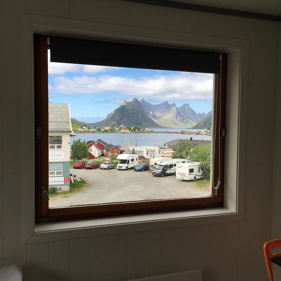 Lofoten Bed & Breakfast Reine - Rooms & Apartments Экстерьер фото