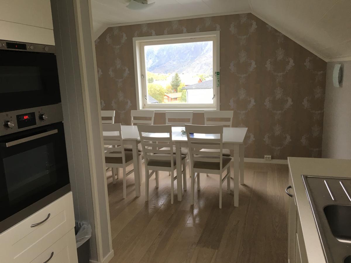 Lofoten Bed & Breakfast Reine - Rooms & Apartments Экстерьер фото