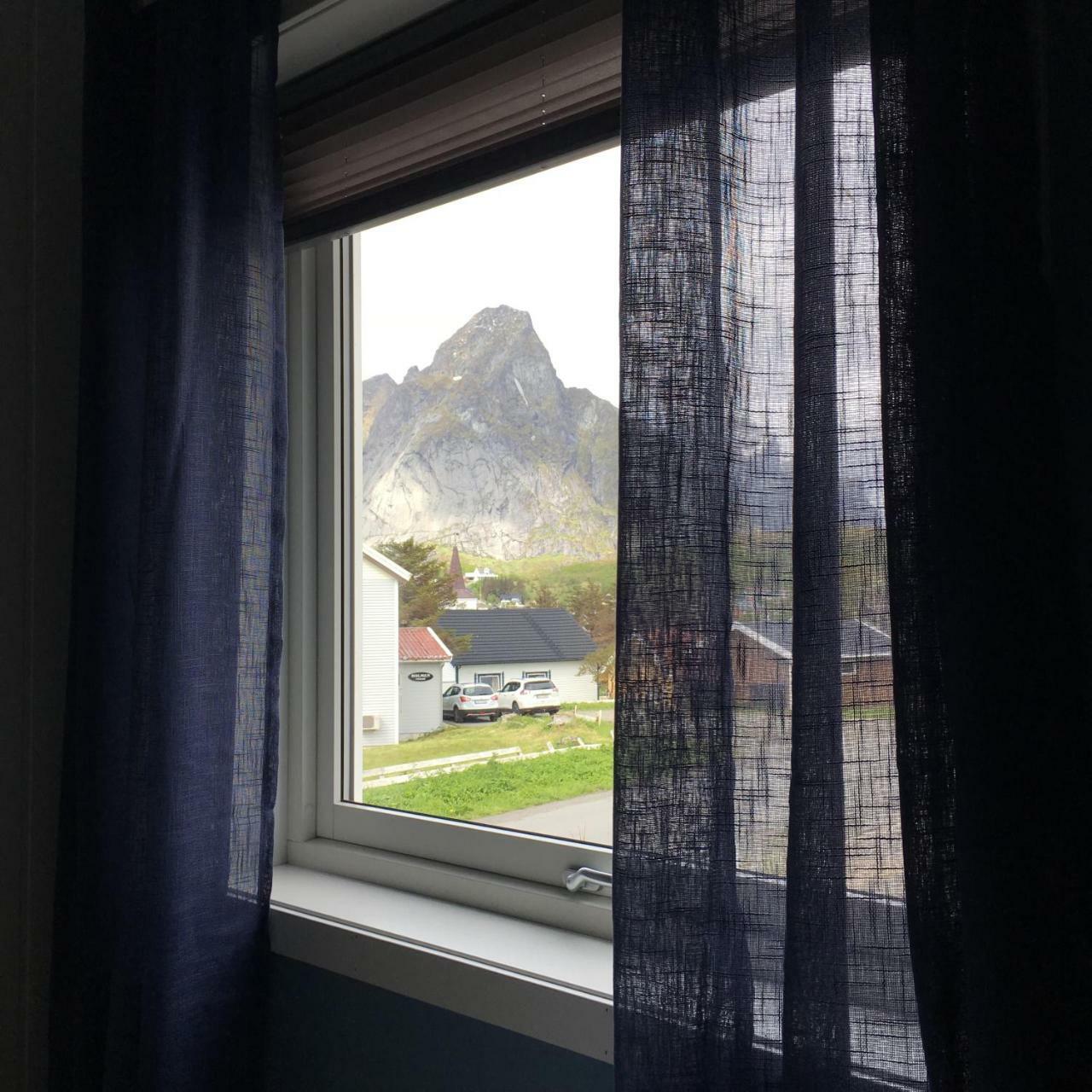 Lofoten Bed & Breakfast Reine - Rooms & Apartments Экстерьер фото