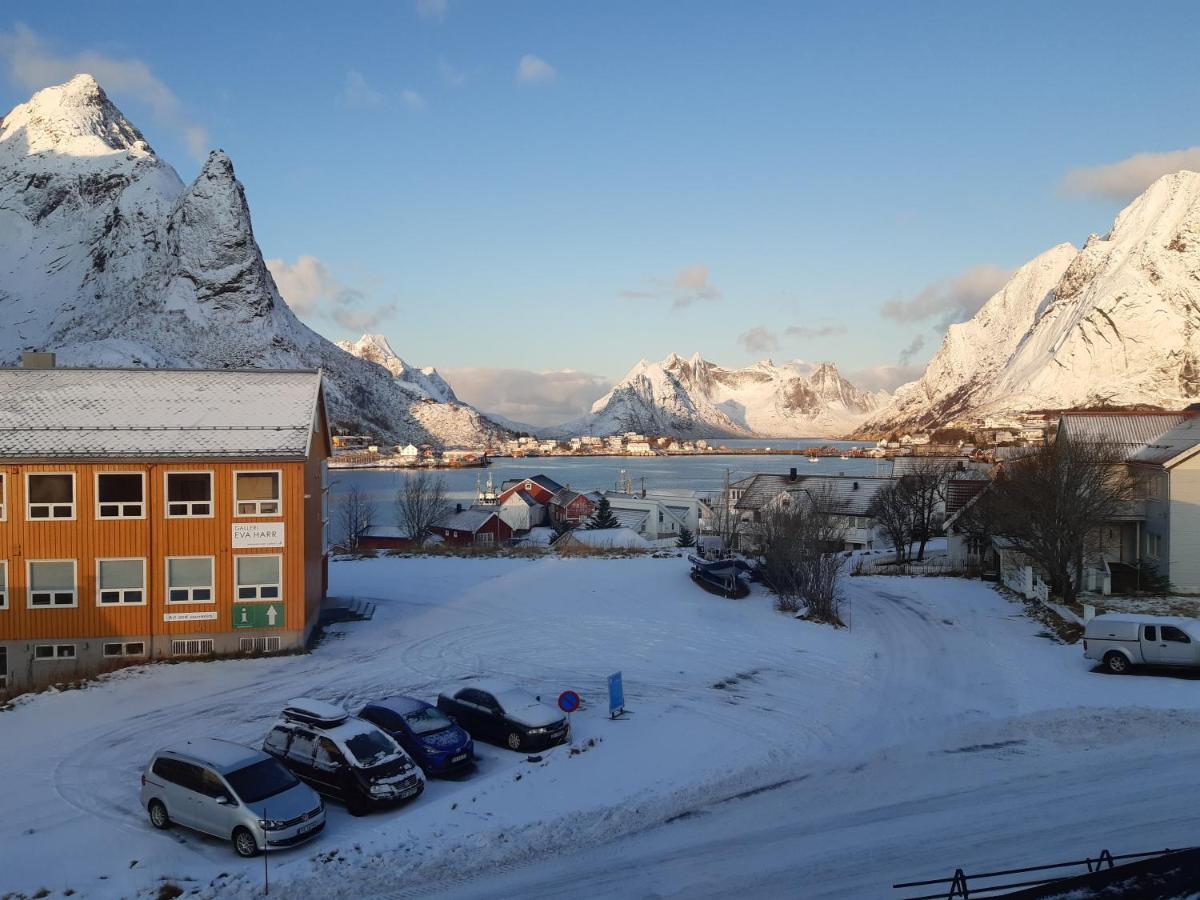 Lofoten Bed & Breakfast Reine - Rooms & Apartments Экстерьер фото